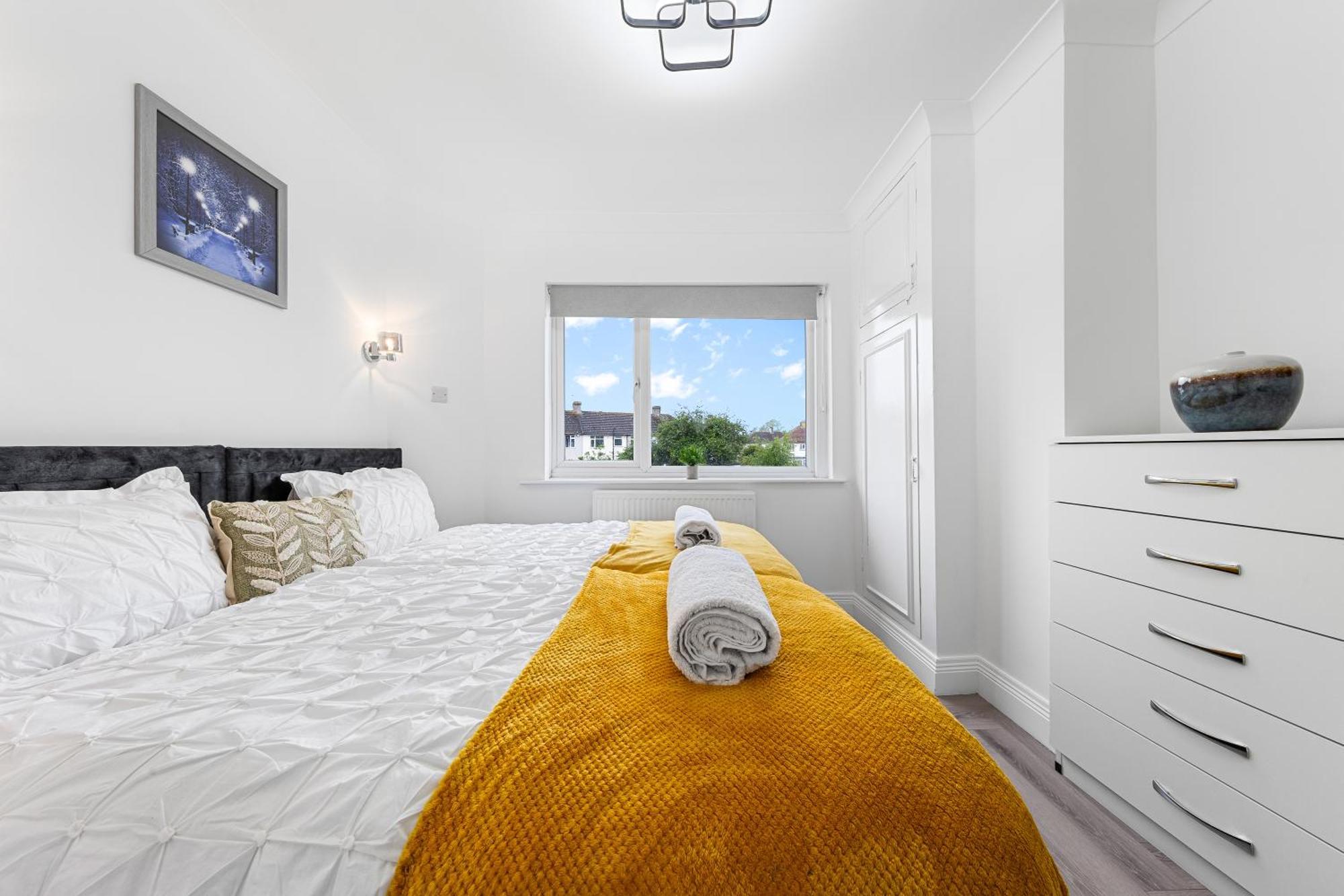 3 Bedroom House Close To Dartford Station Exteriör bild