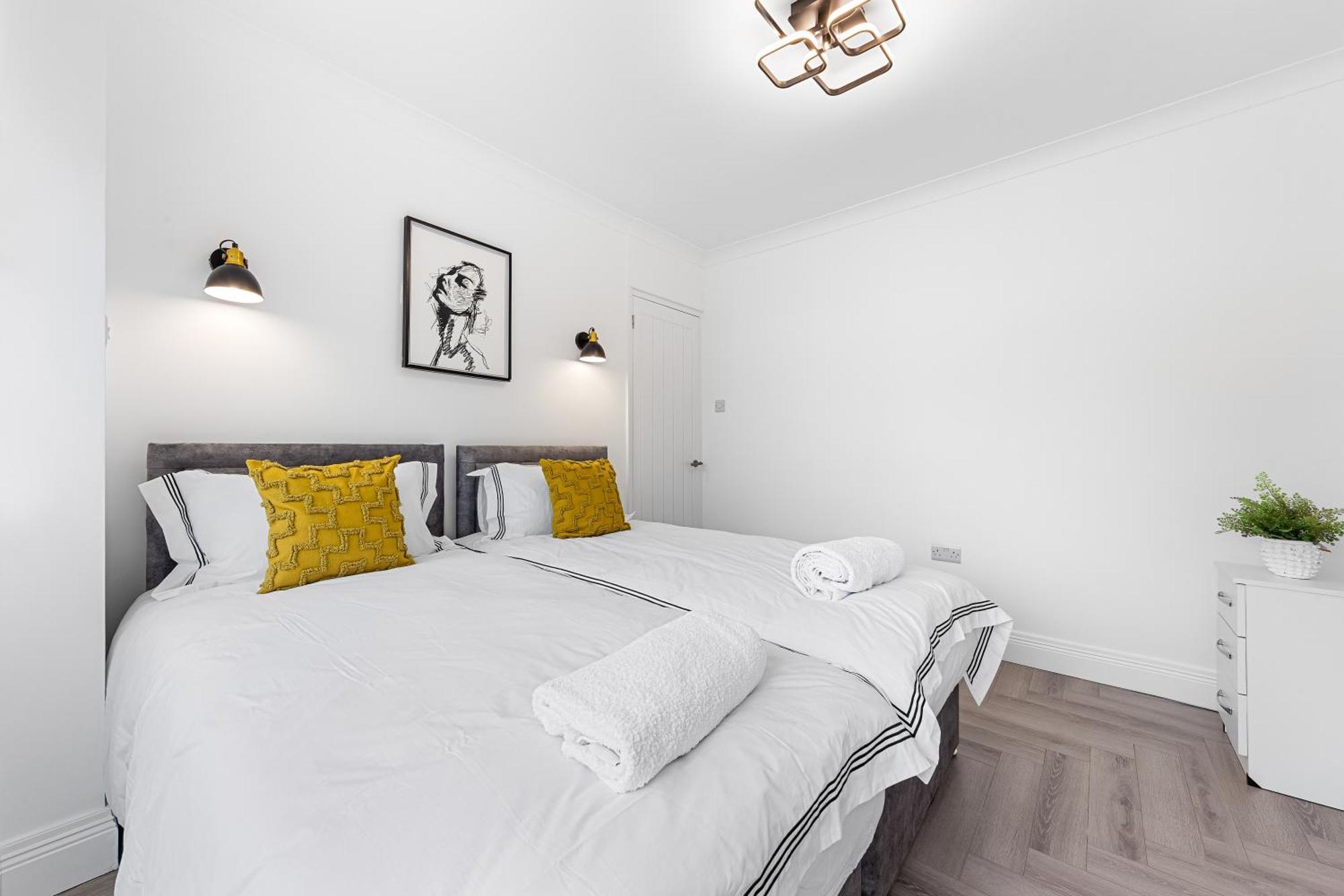 3 Bedroom House Close To Dartford Station Exteriör bild