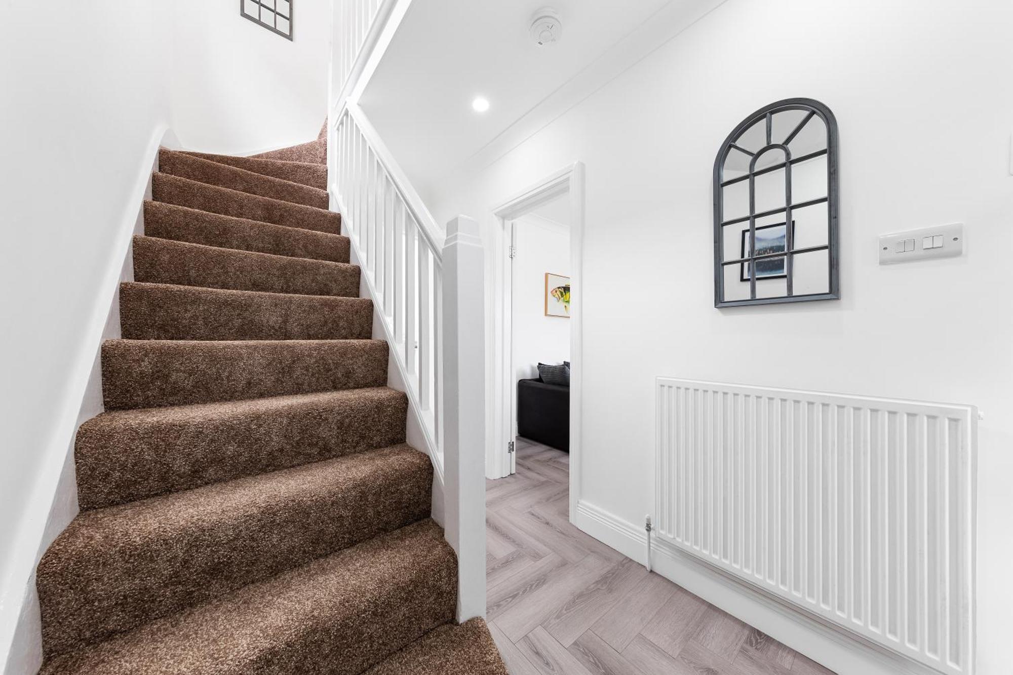 3 Bedroom House Close To Dartford Station Exteriör bild